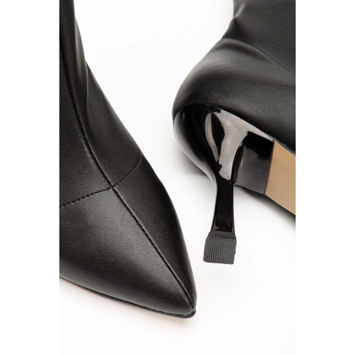 VRT-023 Siyah Yüksek İnce Topuklu Streç Kadın Bot