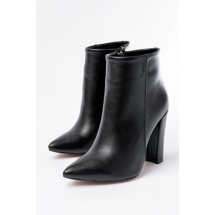 VRT-4801 Siyah Yüksek Kalın Topuklu Fermuarlı Kadın Bot