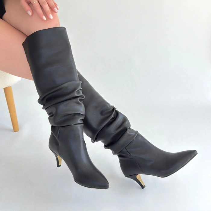 Zelya Siyah Cilt Topuklu Çizme
