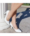 Ulba Beyaz Cilt Stiletto Ayakkabı