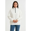 Kadın 3 İplik Pamuklu Dık Yaka Yarım Fermuarlı SweatShirt - Beyaz