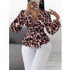 Kadın Uzun Kollu Kruvaze Yakalı Belden Kuşaklı Leopar Desenli Süprem Bluz