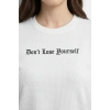 Kadın Wafıl Kumaş Tişört Regular Kalıp Bisiklet Yaka Baskılı Günlük Basic T-Shirt - Beyaz