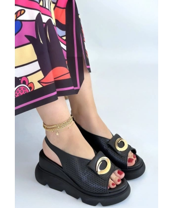 Gwon Siyah Cilt Dolgu Topuk Sandalet