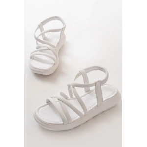 841-841 Beyaz Lastikli Günlük Kadın Sandalet