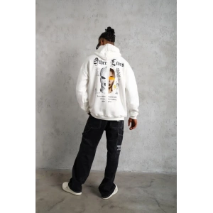 Erkek Oversize Üç İplik Şardonlu Kapüşonlu Sweatshirt – Beyaz “Other Lives” Ön ve Arka Baskılı, Kanguru Cepli, Ribanalı Rahat Kışlık Model Beyaz