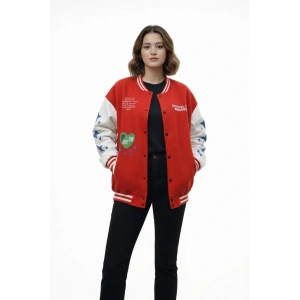 Kadın Kırmızı Varsity Çıtçıtlı Baskılı Oversize kalıp Kolej Ceket - Kırmızı
