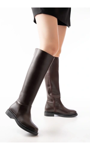 2024-3007 Kahverengi Fermuarlı Günlük Kadın Çizme