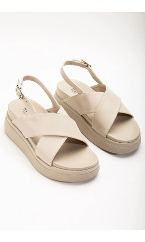 24422-1164 Bej Dolgu Topuk Kadın Sandalet