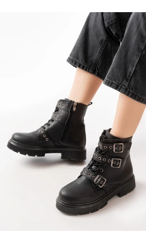 508-3039 Siyah Toka Aksesuarlı Fermuarlı  Günlük Kadın Bot