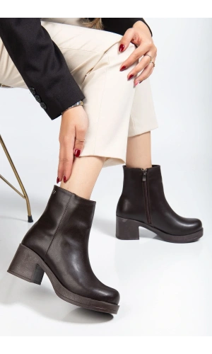5109-3022 Kahve Fermuarlı Kalın Topuklu Günlük Kadın Bot