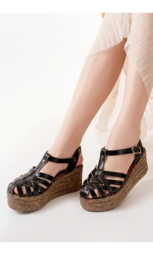684-02 Siyah Ortopedik Hakiki Deri Dolgu Kadın Sandalet