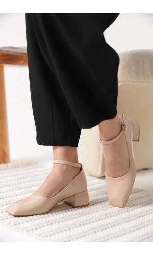 Arilla Bej Rugan Kadın Topuklu Ayakkabı