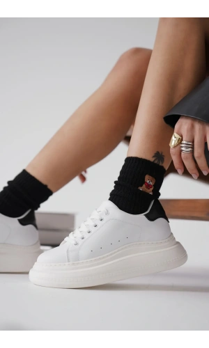 Bella Beyaz Arkası Siyah Kadın Spor Ayakkabı