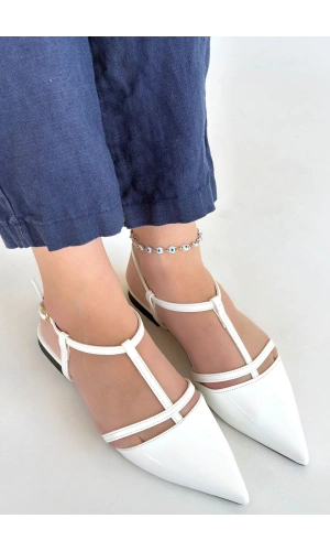 Canca Beyaz Rugan Babet Ayakkabı