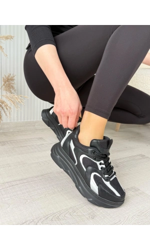 Cata Siyah Cilt Beyaz Detaylı Spor Ayakkabı