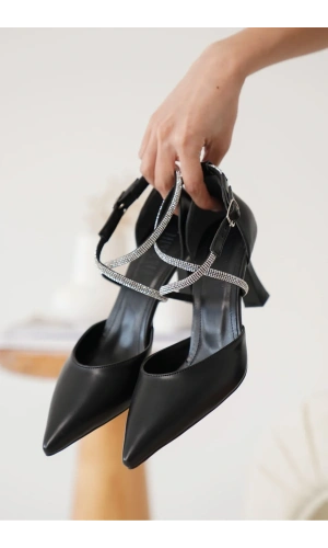 Fiona Taşlı Kadın Siyah Topuklu Ayakkabı