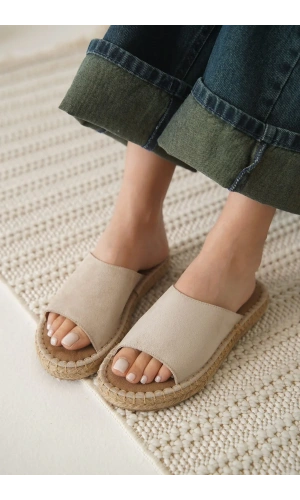 Grey Süet Bej Kadın Terlik