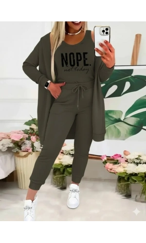 Kadın Askılı Yuvarlak Yaka Yazılı Viskon Iki Iplik Bluz Ceket Ve Pantolon 3lü Takım