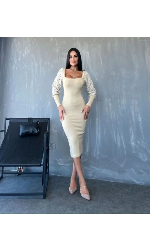 Kadın Kare Yaka Kolları Manşet Ve Tül Detay Fırsat ürün Midi Boy Elbise