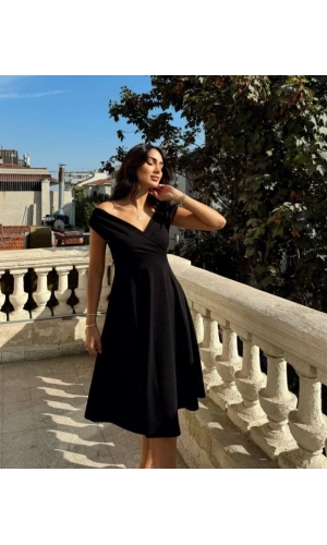 Kadın Kısa Kollu Kruvaze Yaka Eteği Volanlı Krep Elbise