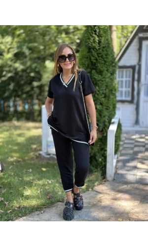 Kadın Kısa Kollu V Yakalı Iki Iplik Bluz Ve Pantolon Ikili Takım