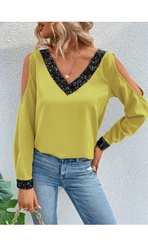 Kadın Uzun Kollu V Yakalı Omuzlardan Açık Sandy Bluz