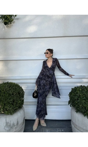 Kruvaze V yaka, fırfırlı ve bağcıklı Desenli Bluz ve Midi Etek Takım - Siyah