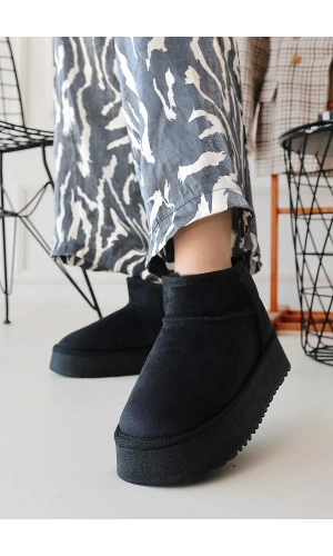 Linne Siyah Süet Bot