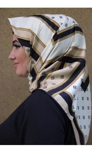 Moda Çizgi Desenli Eşarp