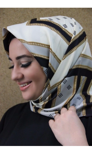 Moda Çizgi Desenli Eşarp