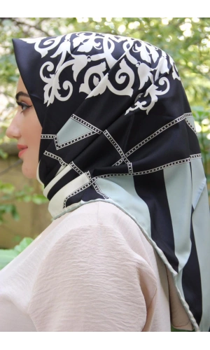 Moda Çizgi Desenli Eşarp