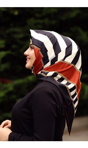 Moda Çizgi Desenli Eşarp