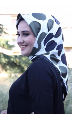 Moda Çizgi Desenli Eşarp