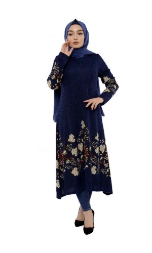 Moda Çizgi İşlemeli Krep Şal