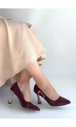 Motya Bordo Rugan Topuklu Ayakkabı
