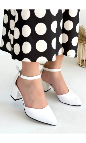 Mulen Beyaz Cilt Topuklu Ayakkabı