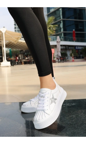 Piata Beyaz Cilt Bağcıklı Spor Ayakkabı