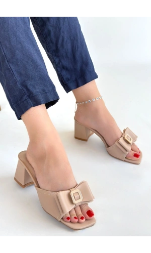 Pier Nude Cilt Topuklu Terlik