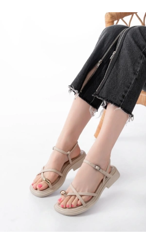 S-101 Bej Parmak Arası Taş Detaylı Günlük Kadın Sandalet