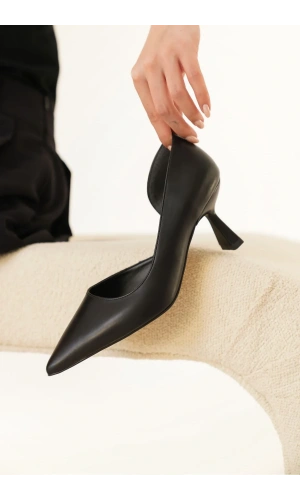 Seraphine Kadın Mat Siyah Topuklu Ayakkabı
