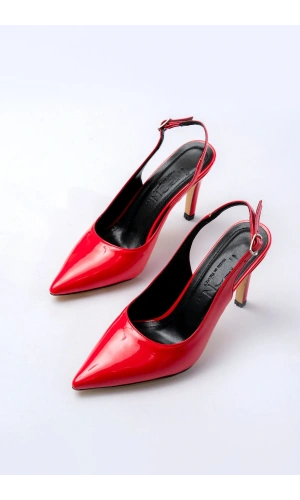 ST-1153 Kırmızı Rugan Günlük Arkası Açık 9 cm Topuklu Kadın Ayakkabı
