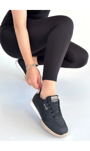 Tawen Siyah Cilt Bej Tabanlı Bağcıklı Spor Ayakkabı