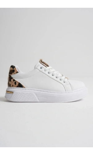 Vega Leopar Detaylı Beyaz Kadın Spor Ayakkabı