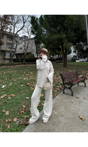 Yakalı Cizgi Detaylı Triko İkili Takım - Beyaz