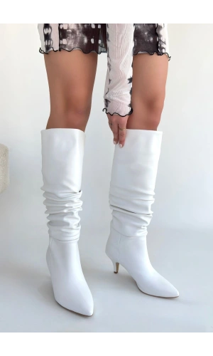 Zelya Beyaz Cilt Topuklu Çizme