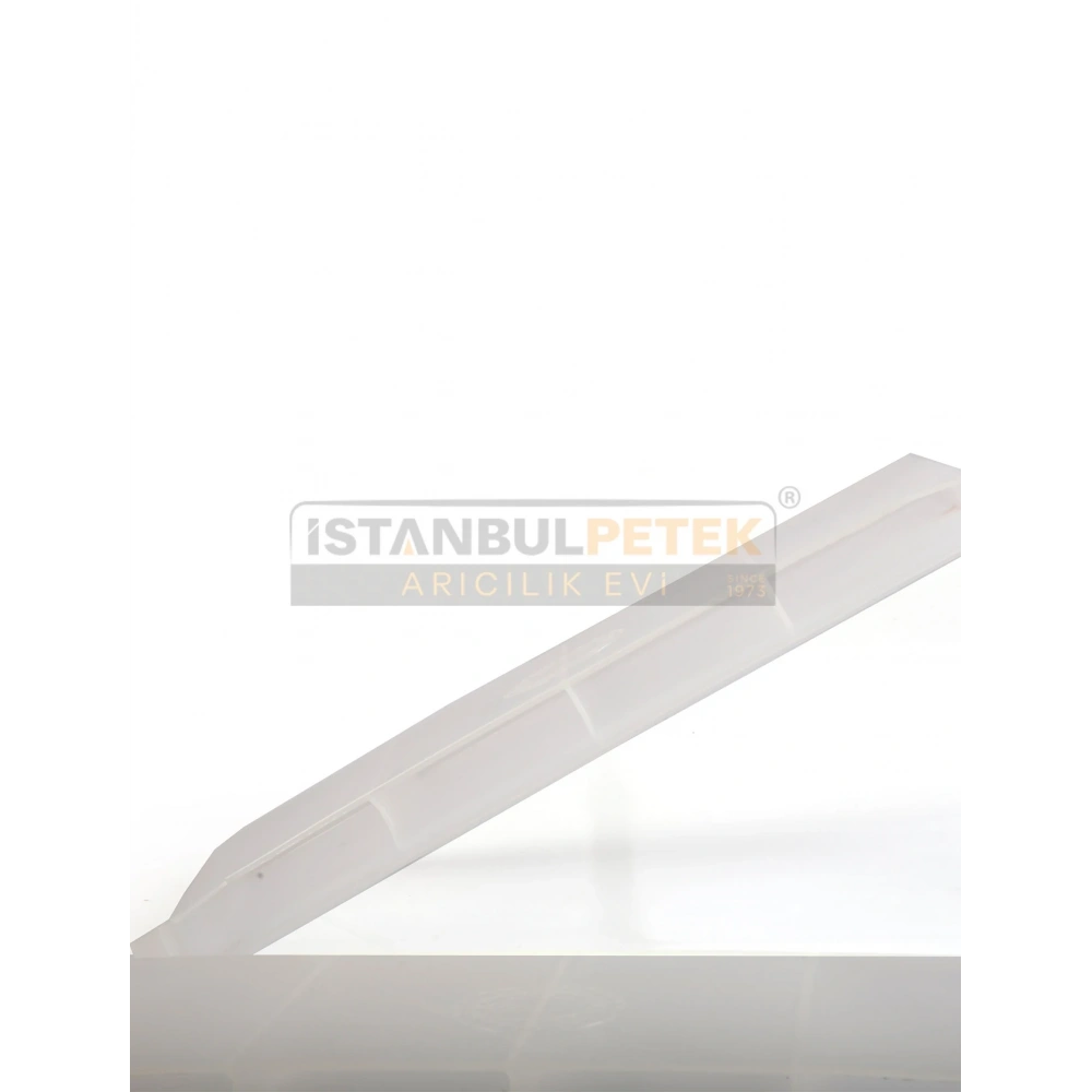 Bölme Tipi Plastik Yemlik 1.Kalite