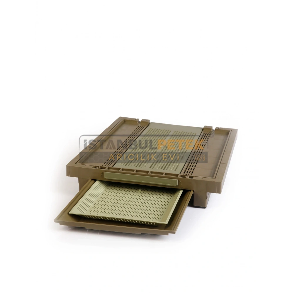 Plastik Kovan Tabanı - B