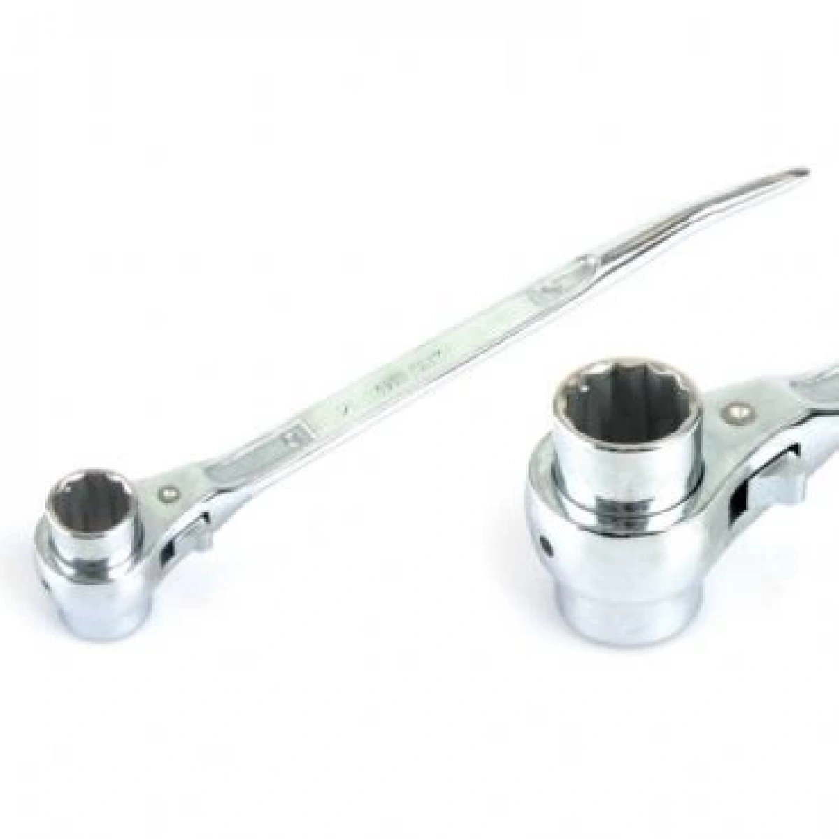 Kromajlı Kazıklı Lokma Cırcır Anahtar 19x21