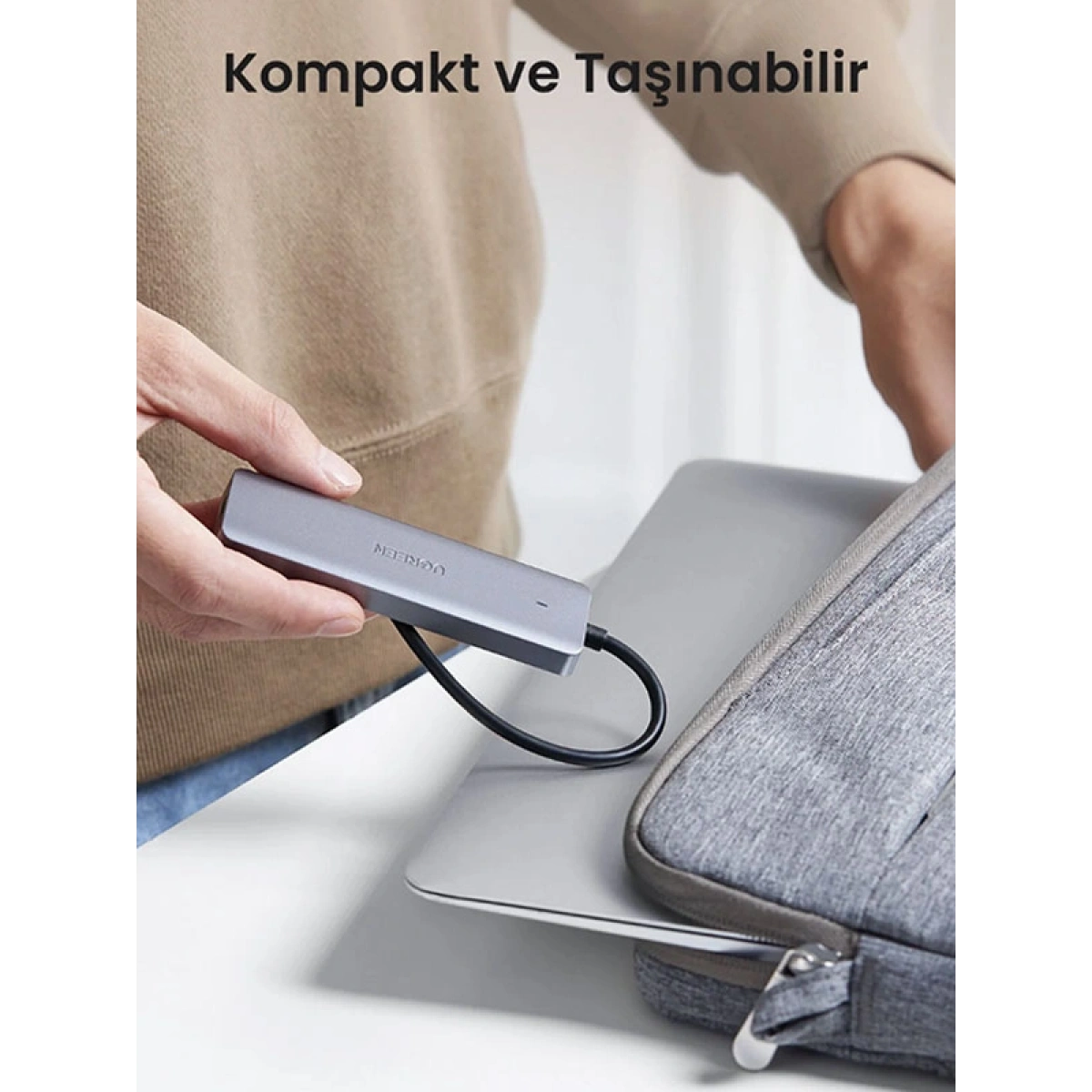 Ugreen USB-C USB 3.0 4 Port USB Hub Çoklayıcı, Gri